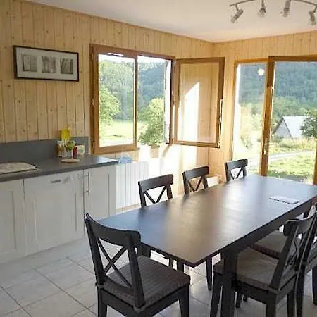 Puy Ferrand Semesterbostad *